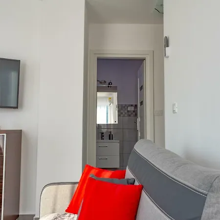 Apartmani Dalmacjia Grebastica Exterior photo